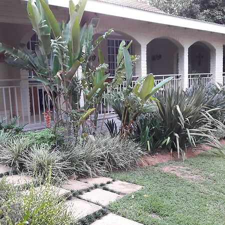 Js Inn Mbombela Luaran gambar